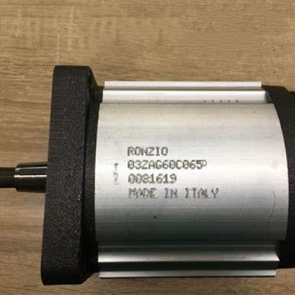Z0.5系列RONZIO罗茨齿轮泵 和马达